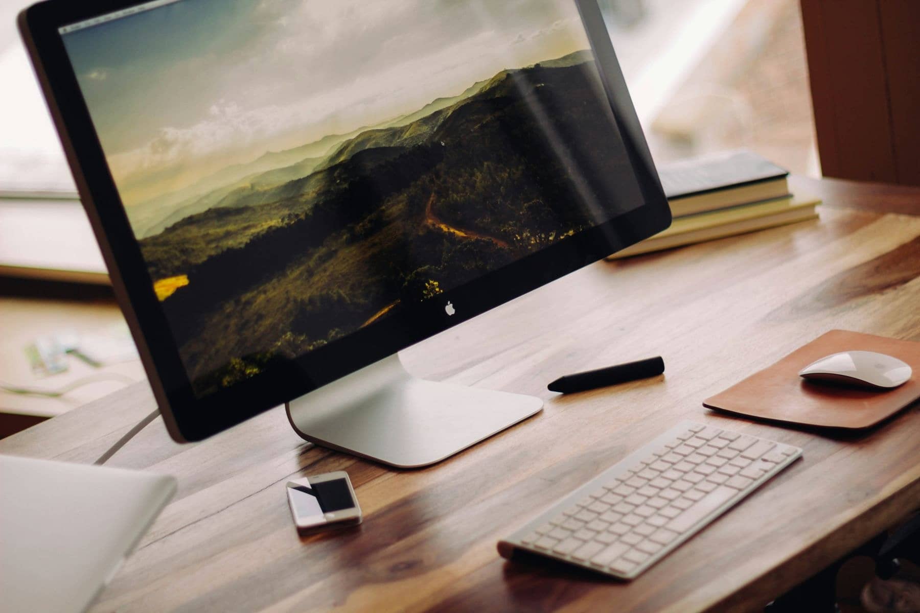 Leap Motion AR头显看起来很疯狂但可能是奇迹