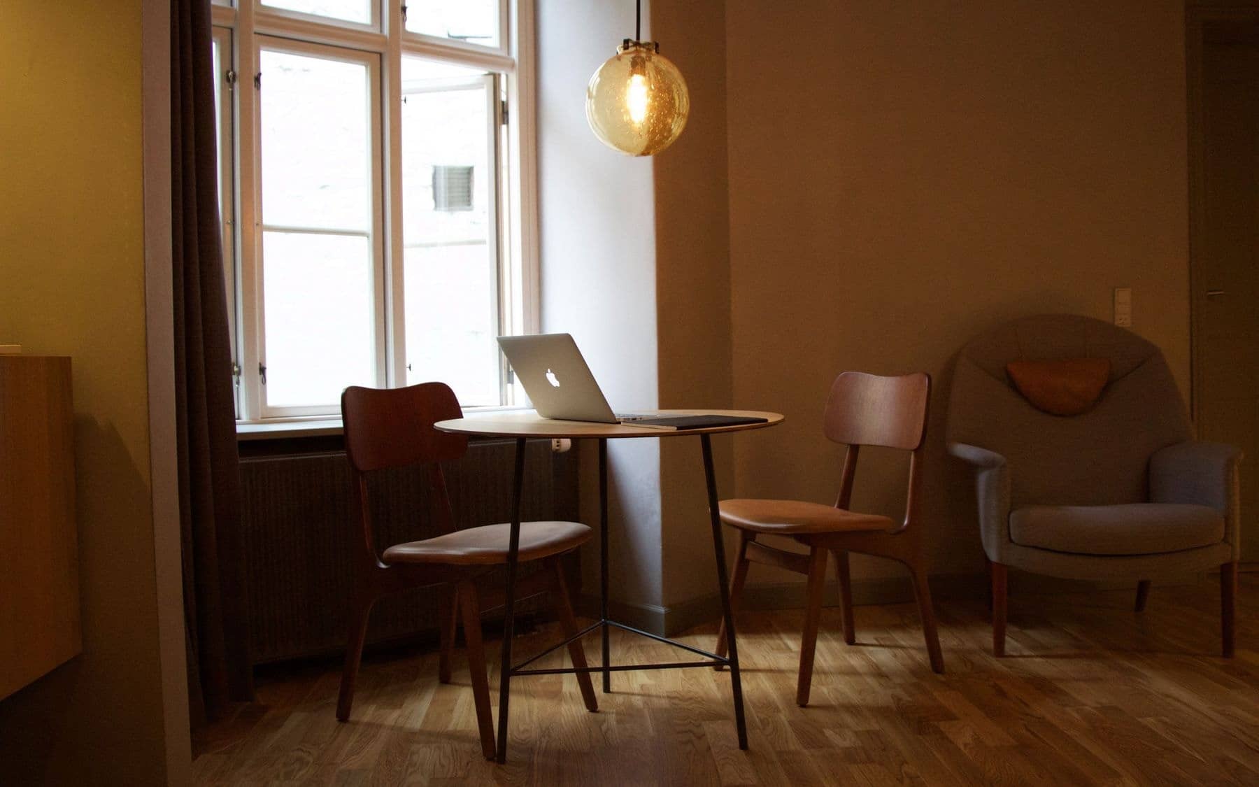 UE为现场演出者推出了价值2200美元的舞台耳返设备